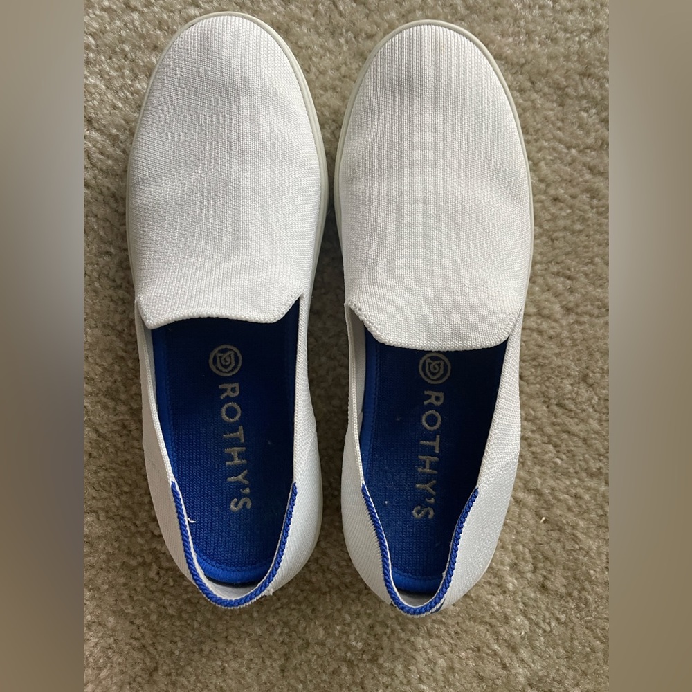 Rothy’s the original slip on sneaker. Used in great condition!  size 8